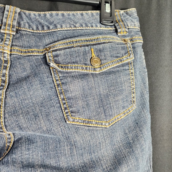 MICHAEL KORS Womens Denim Capri Pants Medium Wash MK Logo Button Size 10 - Picture 6 of 7